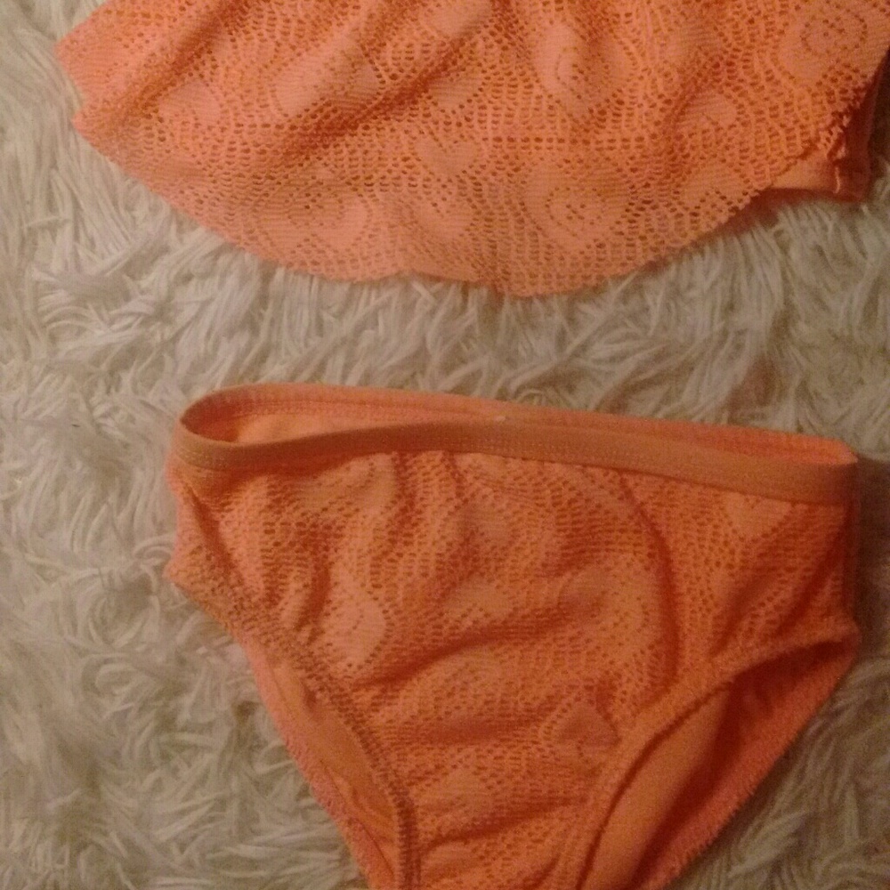 Bathing suit
